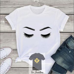 Eye lashes for days!!